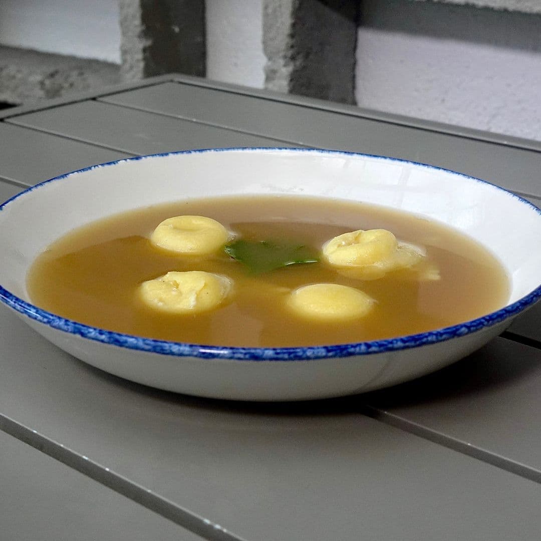 Tortelloni In Brodo