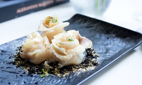 TIRADITO DE WHITE TUNA AHUMADO