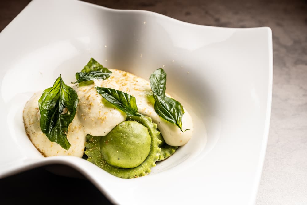 RAVIOLLON RELLENO DE BURRATA