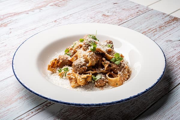 Tagliatelle Y Polpette