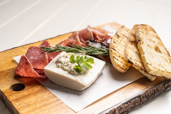 La Salumeria